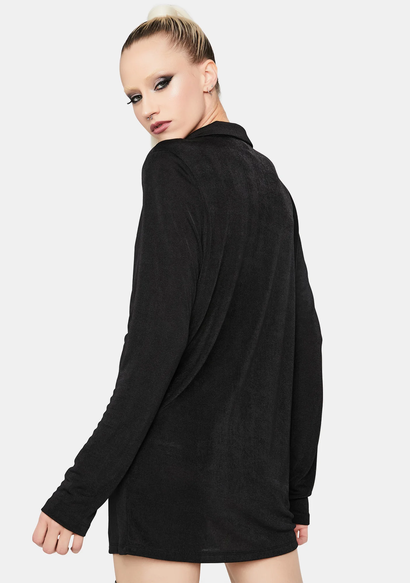 Noir Talk The Talk Oversized Blazer - Image 4